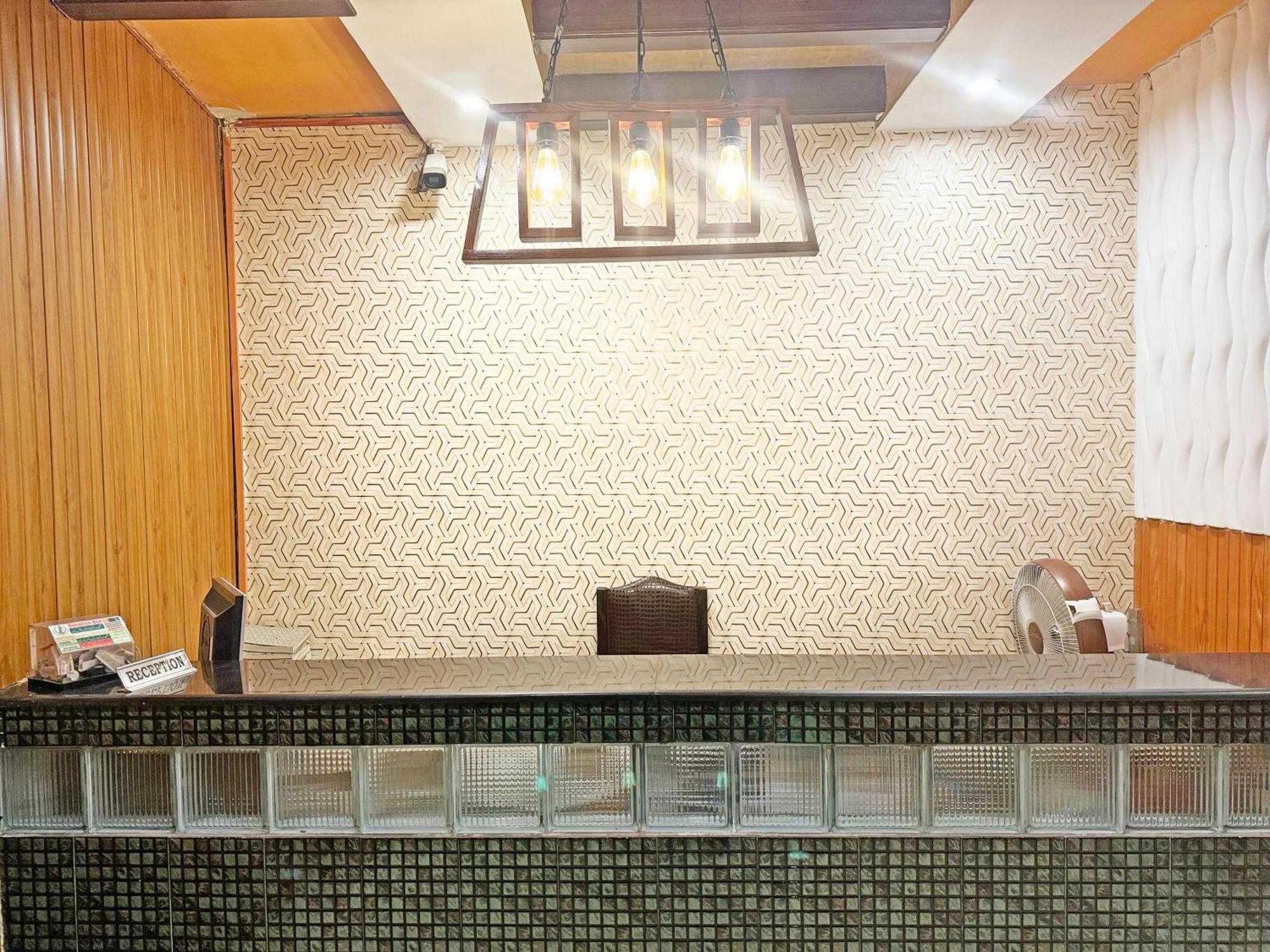 Hotel Green Fort Gulberg 拉合尔 外观 照片